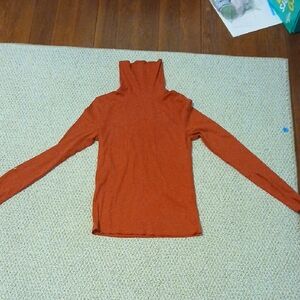 Wild‎ Fable Bold Red Turtle Neck Size M